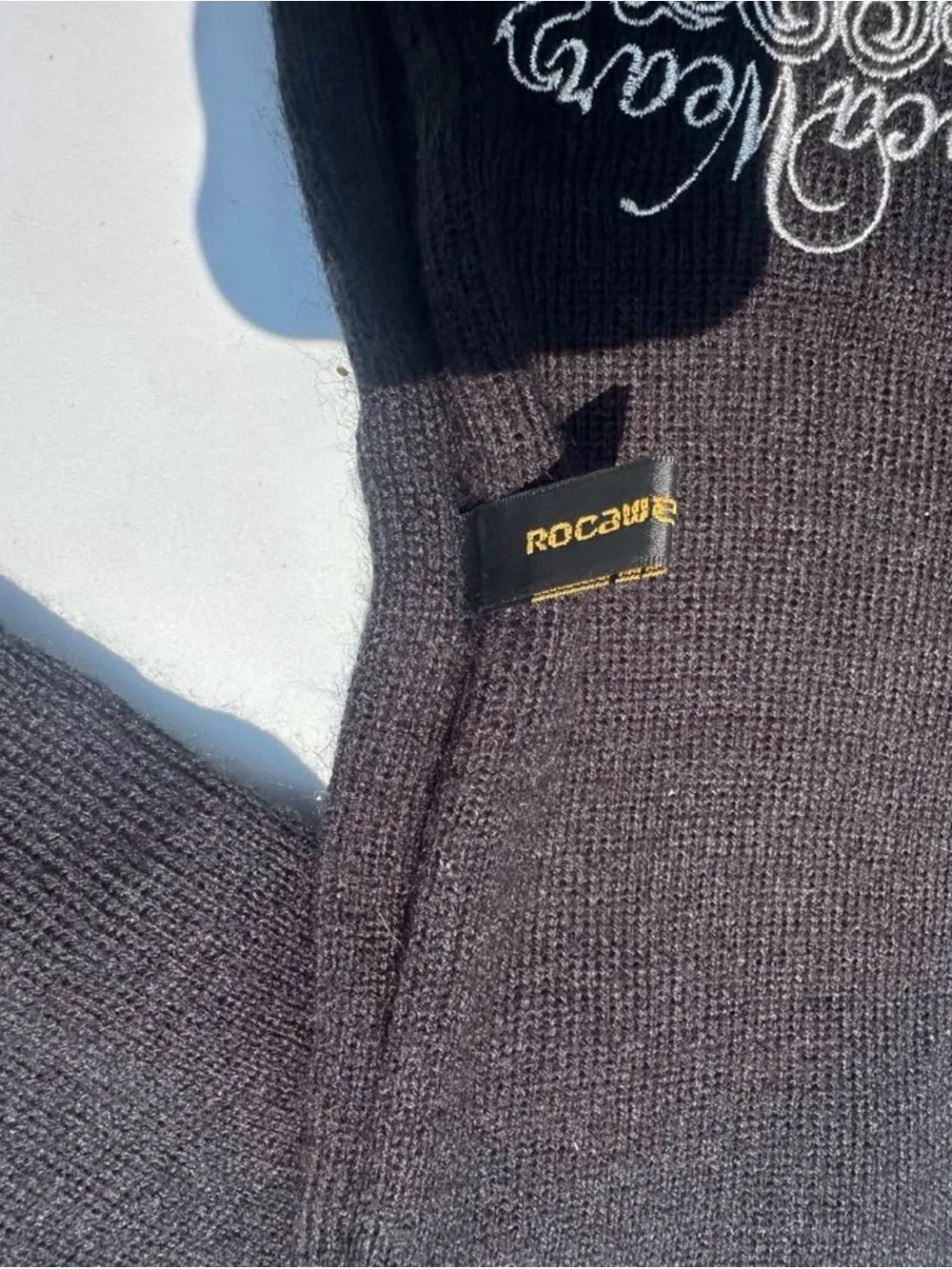 Rocawear Black Knit Fringe Scarf Embroidered Logo Winter Unisex